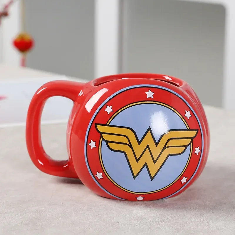 Kubek ceramiczny 3D Wonder Woman DC Comics – złote logo