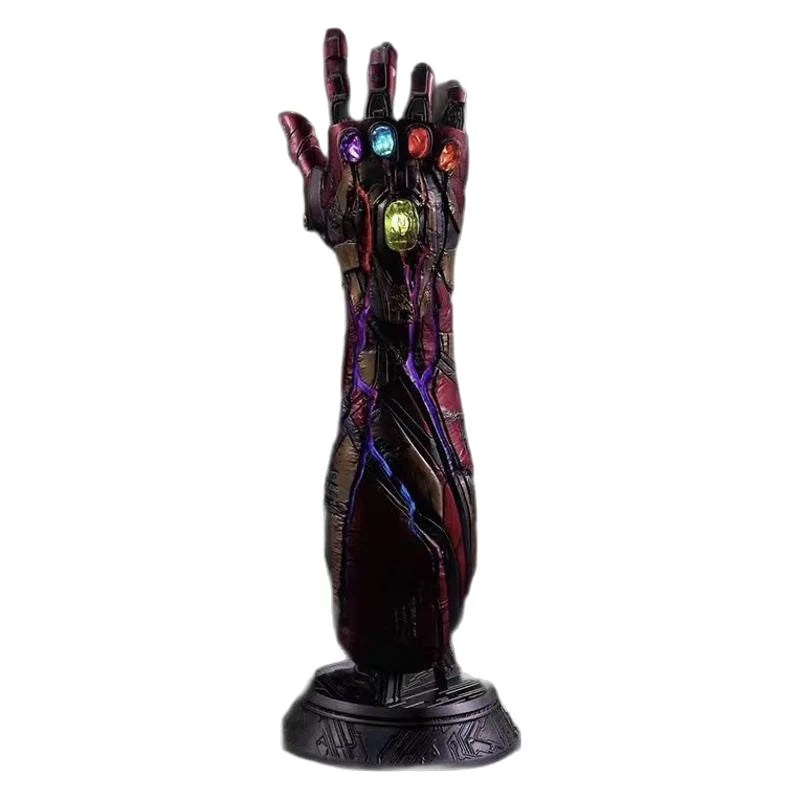Figurka Avengers Infinity Gauntlet – replika LED 1:1