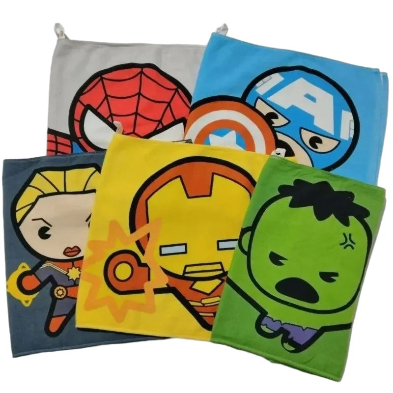 Ręcznik dziecięcy Avengers Captain America – niebieska kreskówkowa twarz