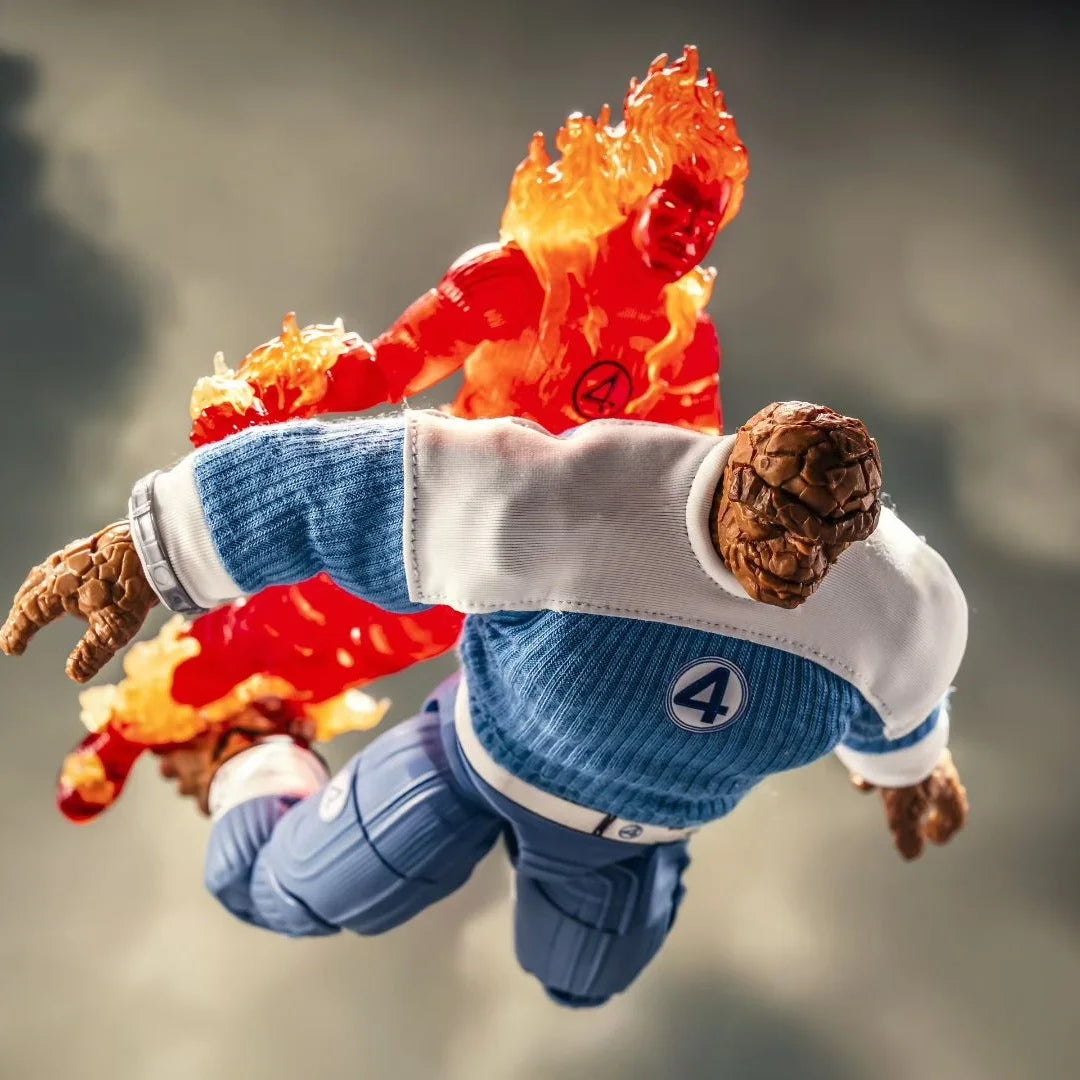 Figurka The Thing – niebiesko-biały uniform Fantastycznej Czwórki