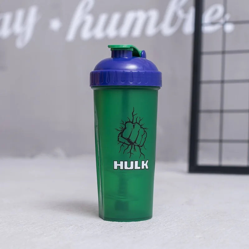 Kubek shaker Marvel – pęknięta pięść Hulka