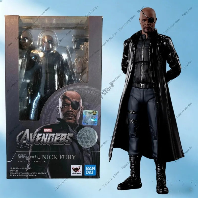 Figurka S.H.Figuarts Nick Fury – Bandai, długi płaszcz, dyrektor SHIELD