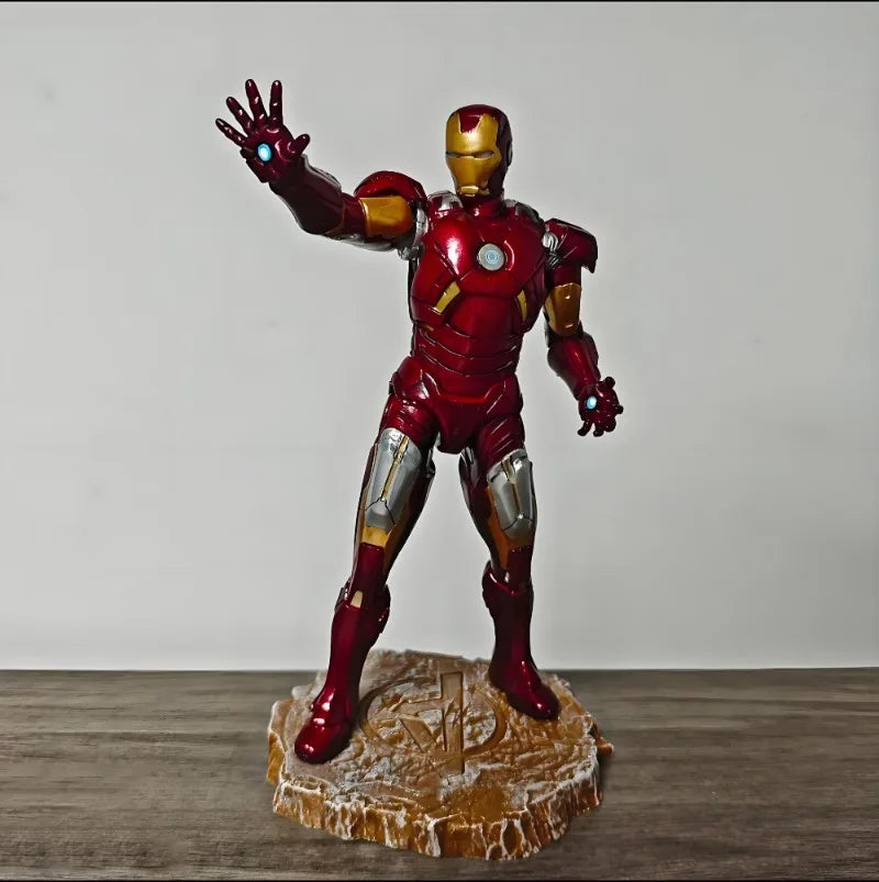 Figurka Avengers Iron Man – Kolekcja PVC 23cm