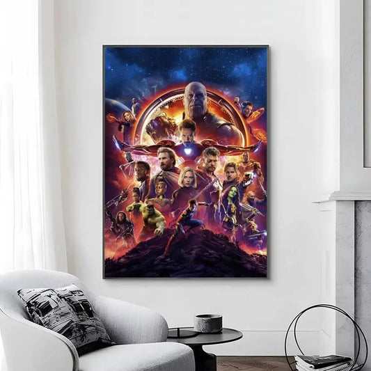 Plakat Avengers Infinity War – projekt ze złotą rękawicą Thanosa