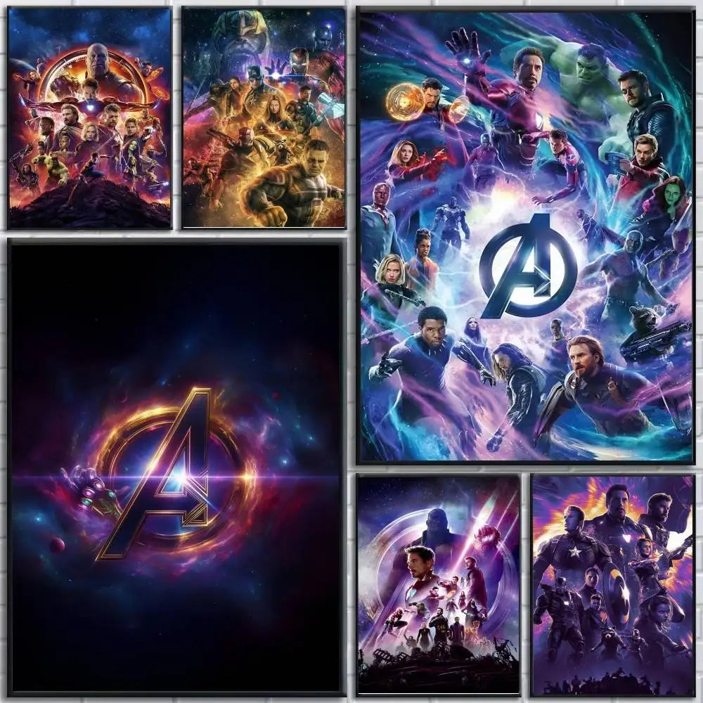 Plakat Avengers Infinity War – projekt ze złotą rękawicą Thanosa