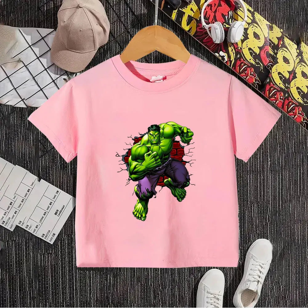 Dziecięcy T-shirt Hulk — przebijający się przez białą ceglaną ścianę