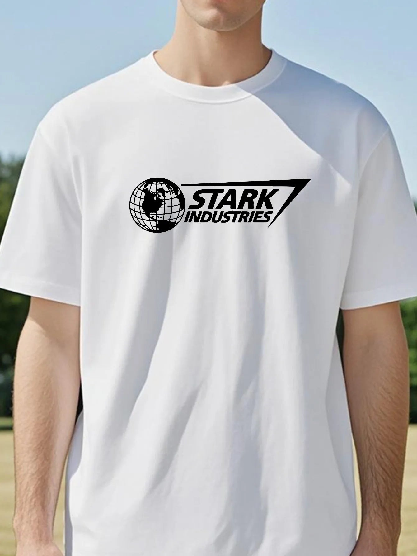 Oversize’owy T-shirt Stark Industries – czarne logo