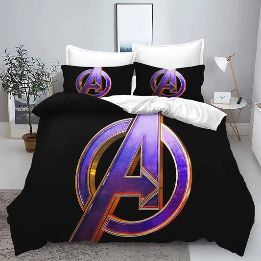 Poszwa na kołdrę Avengers – złote logo na czarnym tle