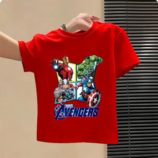Dziecięcy T-shirt Avengers - wzór z czerwoną tarczą Kapitana Ameryki