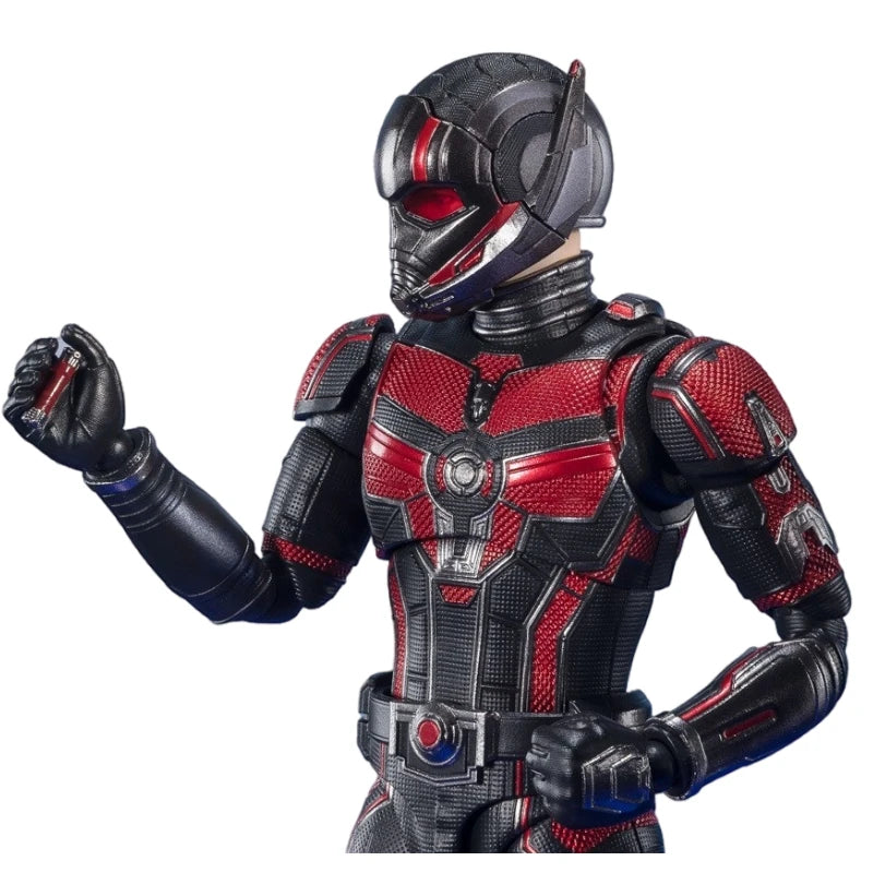 Figurka S.H.Figuarts Ant-Man - Bandai Quantumania, czerwono-czarny kombinezon