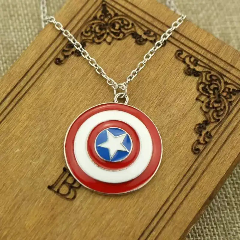 Naszyjnik Avengers Captain America – zawieszka w kształcie tarczy