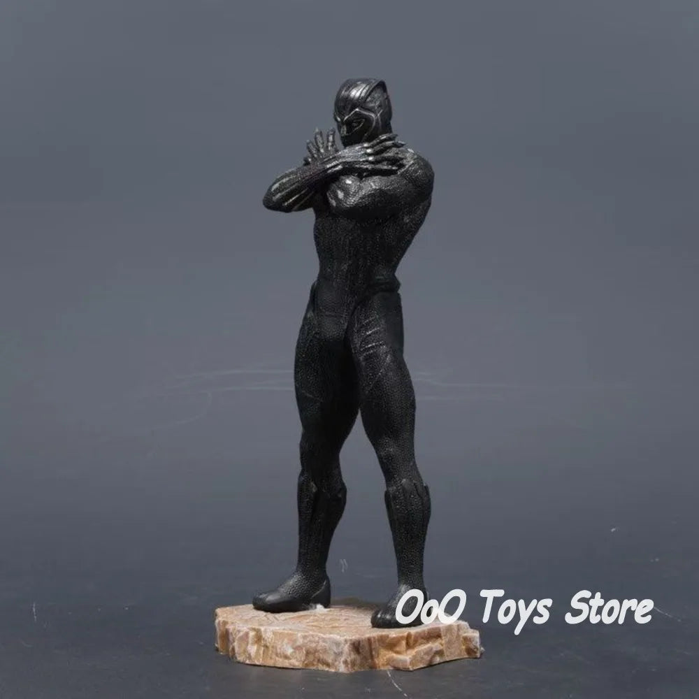 Figurka Avengers Czarna Pantera – Kolekcja PVC 23cm