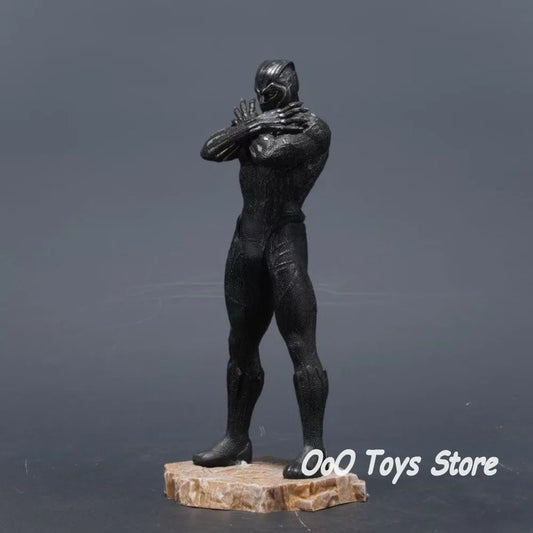 Figurka Avengers Czarna Pantera – Kolekcja PVC 23cm