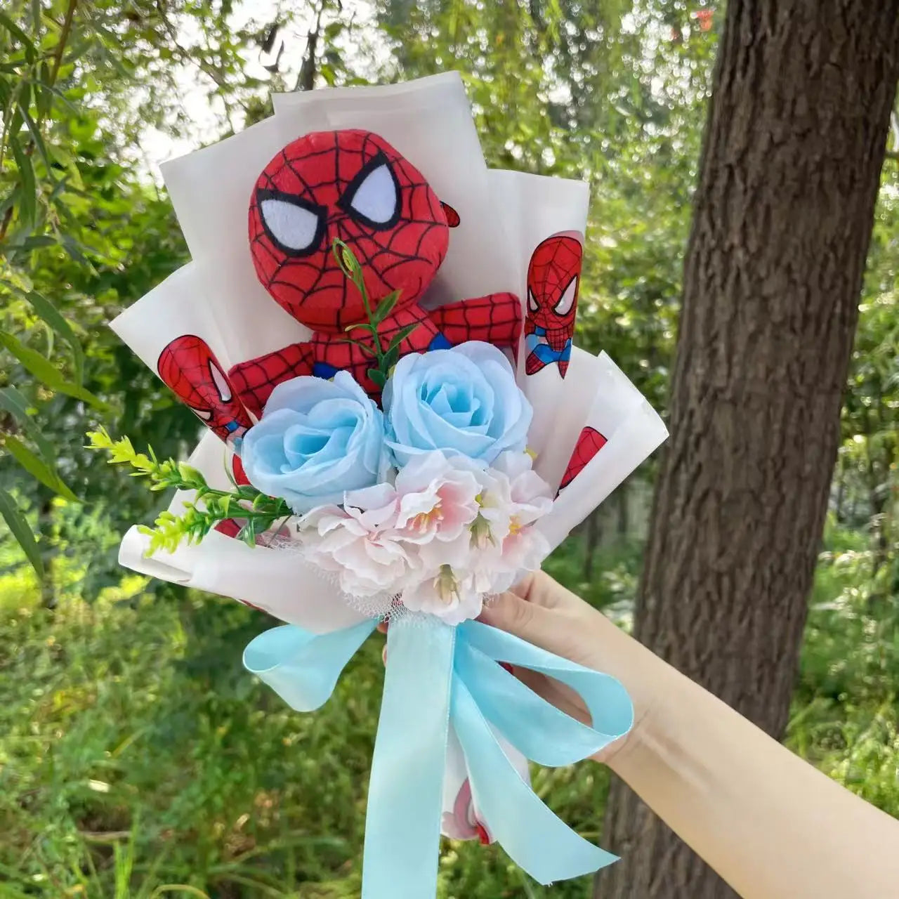 Bukiet Avengers Spider-Man – ręcznie wykonany prezent z pluszakiem