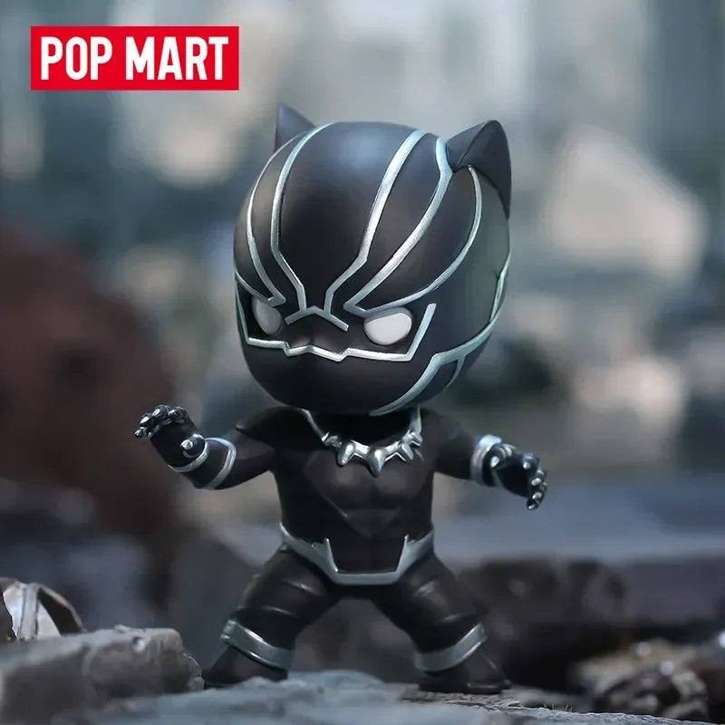 Kartonowy stojak POP MART Avengers – pudełko ekspozycyjne na 12 sztuk