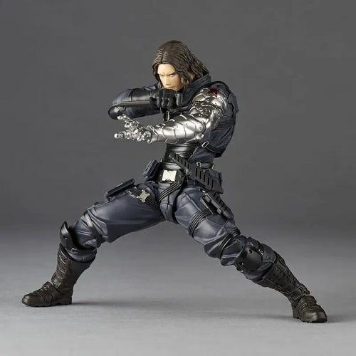 Figurka Winter Soldier – bioniczne ramię, artykułowana poza bojowa