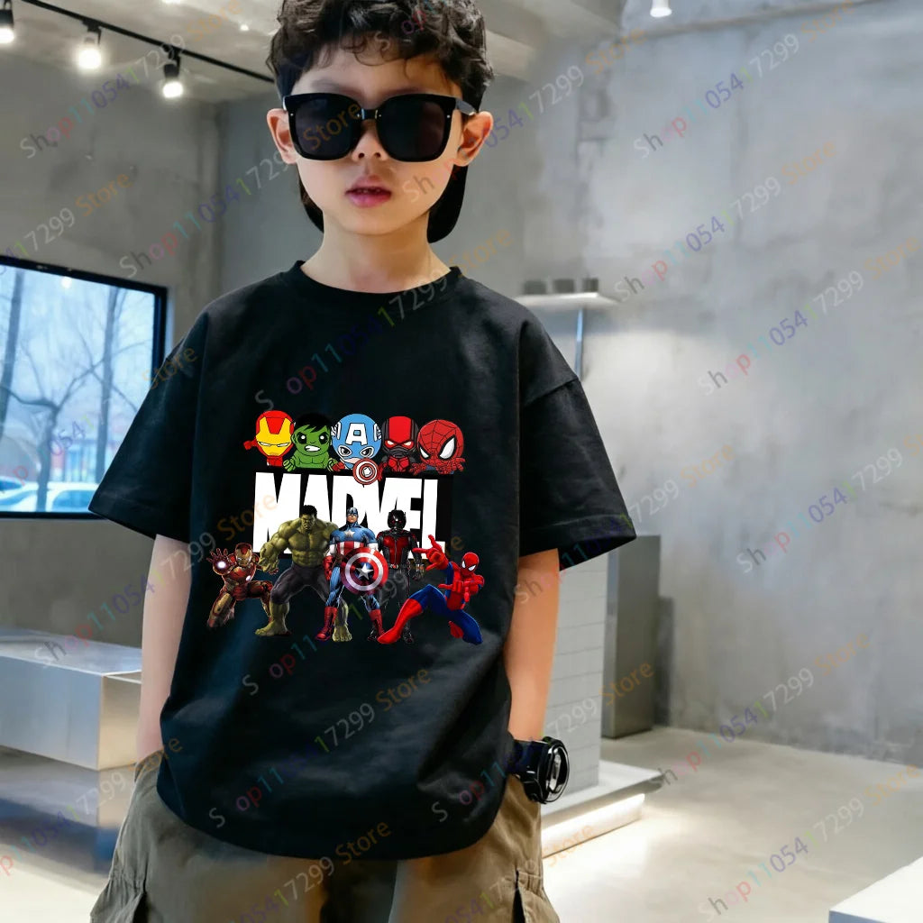 Dziecięcy T-shirt Marvel — wielokolorowa grupa postaci chibi