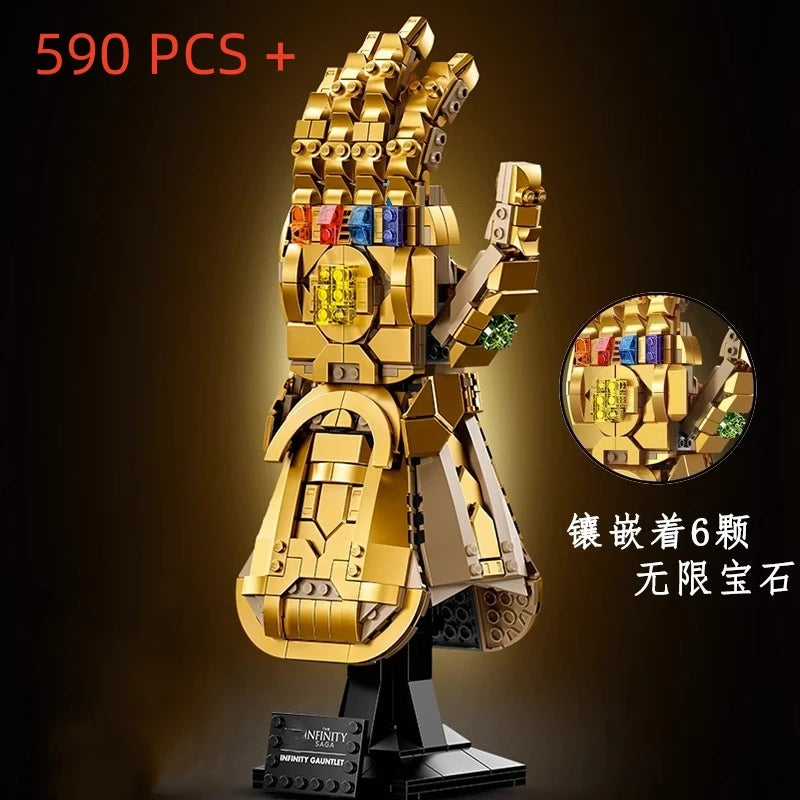 Figurka z klocków Avengers Nano Gauntlet – złota edycja, 675 elementów