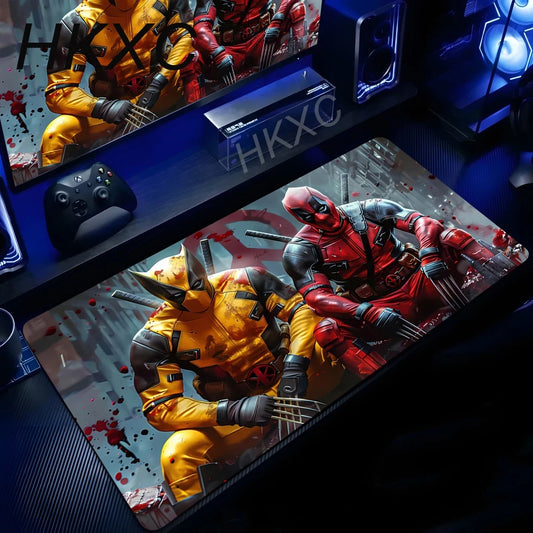 Podkładka pod mysz Marvel Deadpool i Wolverine – duet na tle zniszczonego miasta