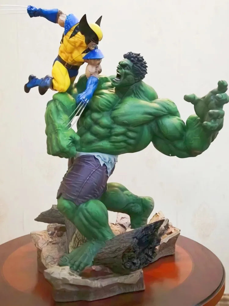 Figurka Hulk kontra Wolverine z PVC – kolekcjonerska scena walki
