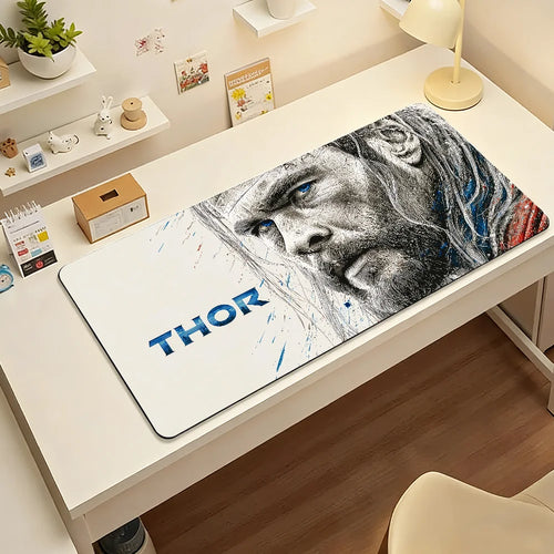 Podkładka pod mysz Thor – Portret w szkicowym stylu