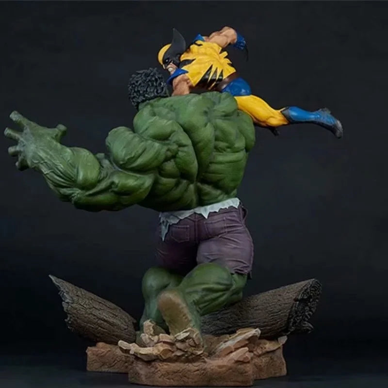 Figurka Hulk kontra Wolverine z PVC – kolekcjonerska scena walki