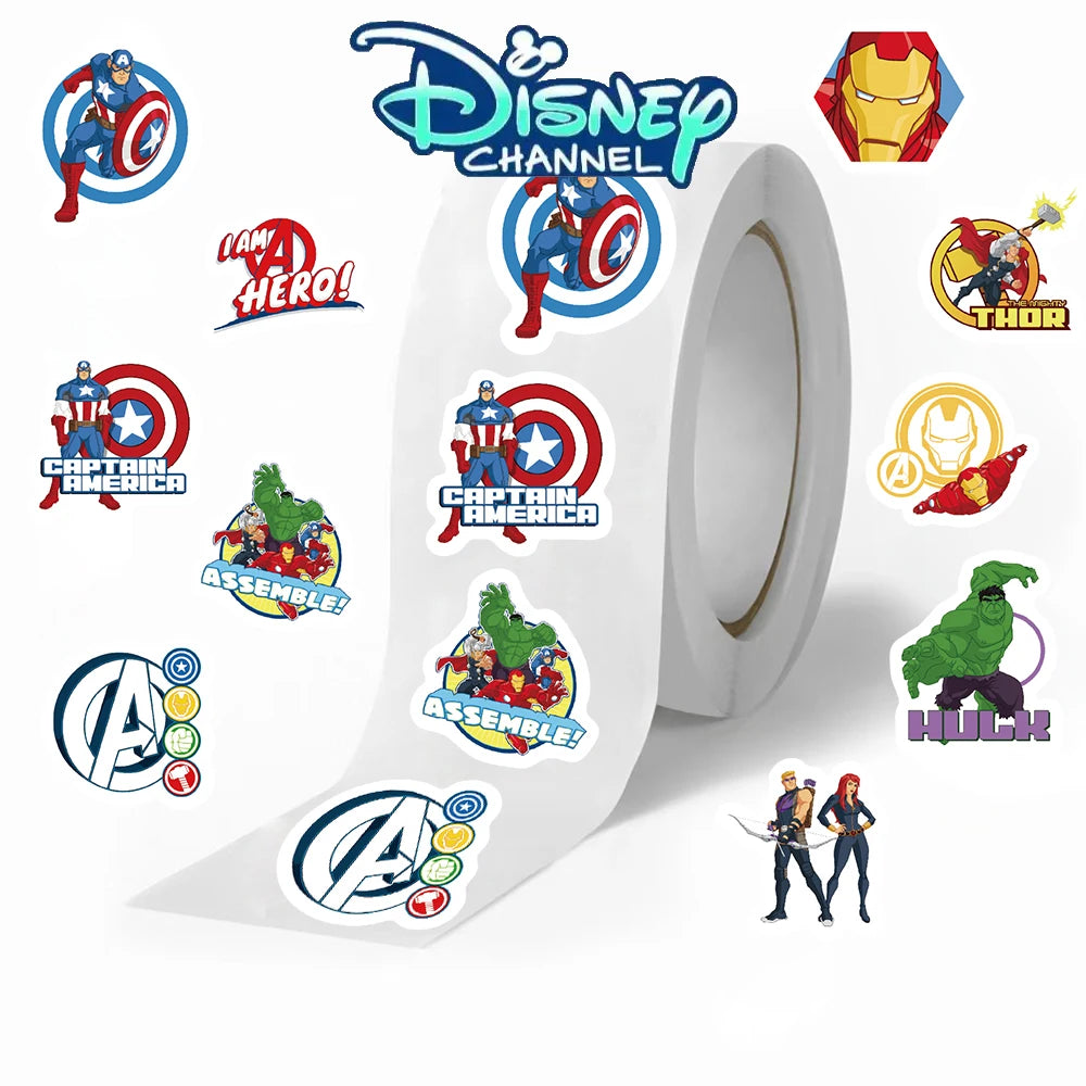 Rolka naklejek Disney Avengers – 500 sztuk, superbohaterowie
