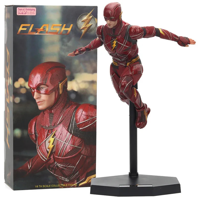 Kolekcjonerska figurka 1/6 Captain Marvel – złote pięści energetyczne