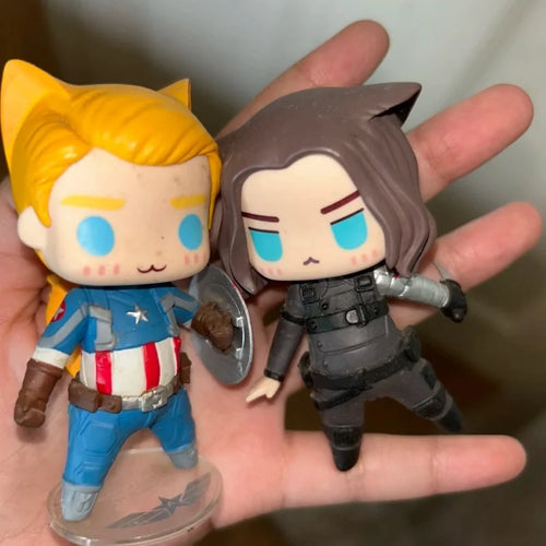 Figurka chibi Captain America i Bucky Barnes – dekoracja na biurko