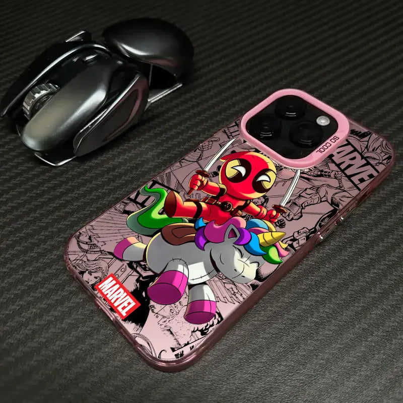 Etui na Xiaomi Avengers Deadpool – jednorożec chibi, różowa obwódka