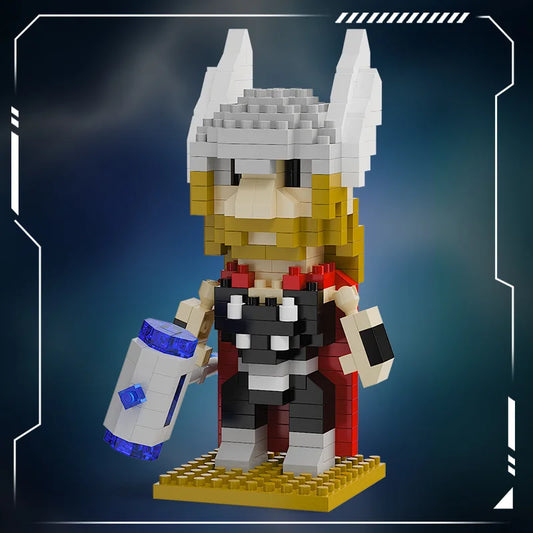Klocki konstrukcyjne Avengers Thor Chibi — skrzydlaty hełm i młot