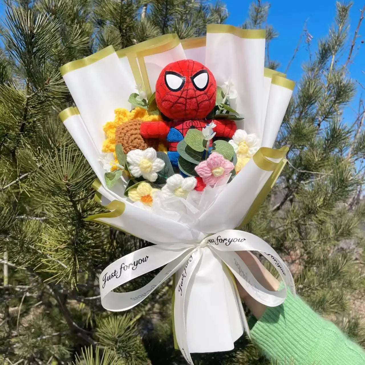 Bukiet Avengers Spider-Man – ręcznie wykonany prezent z pluszakiem