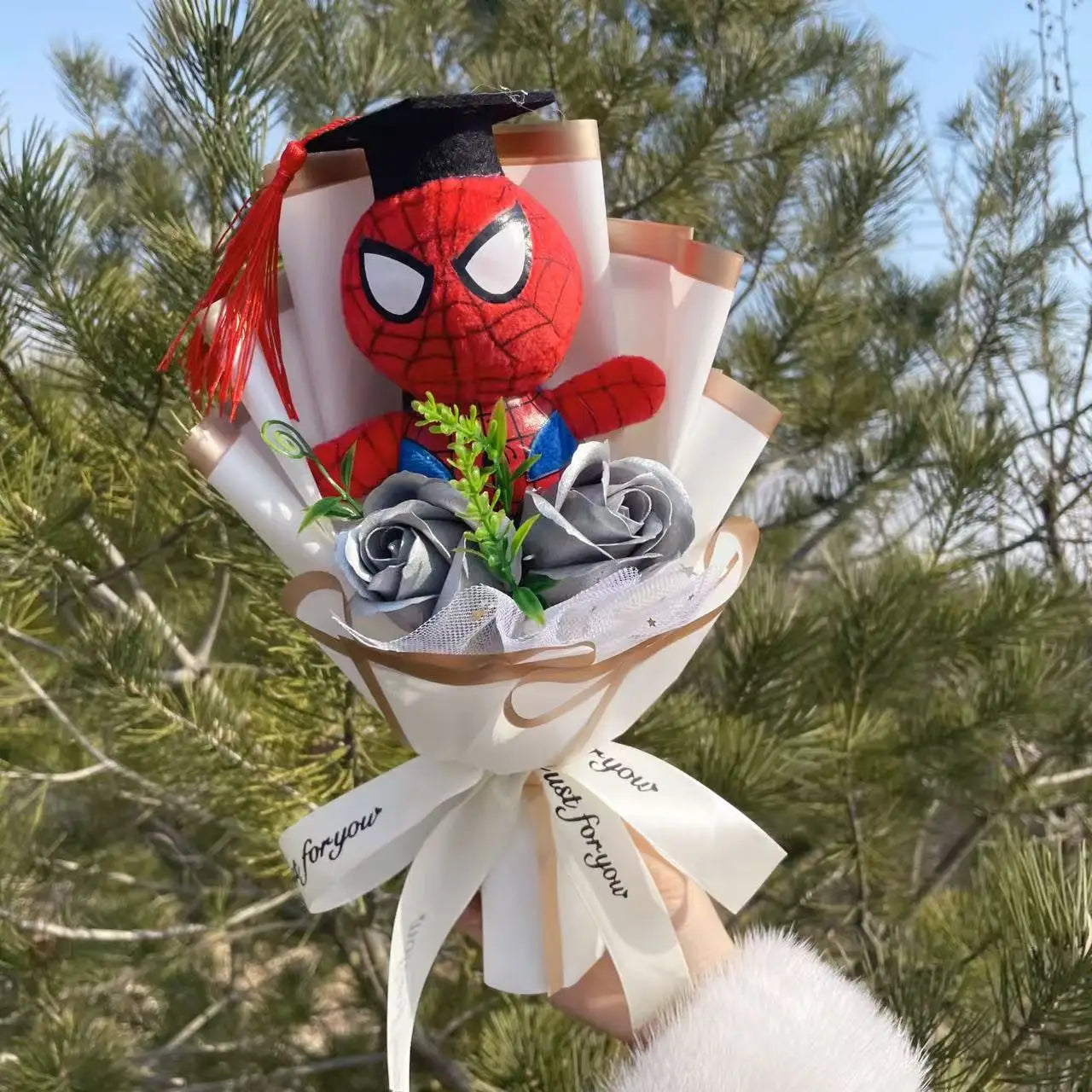 Bukiet Avengers Spider-Man – ręcznie wykonany prezent z pluszakiem
