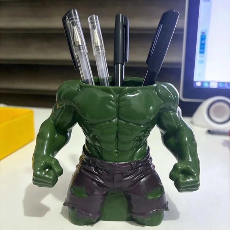 Kubek na ołówki Hulk – umięśnione popiersie, organizer na biurko