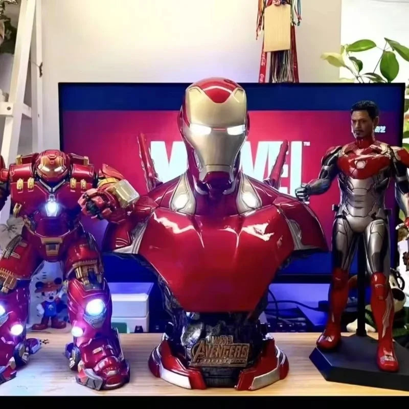Podświetlane popiersie Avengers Iron Man – Klasyczne, podstawa Avengers