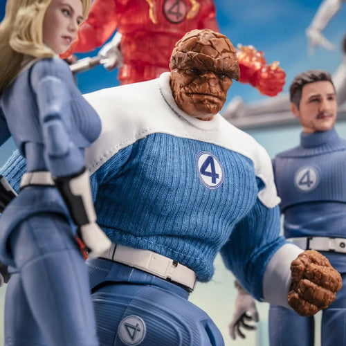 Figurka The Thing – niebiesko-biały uniform Fantastycznej Czwórki